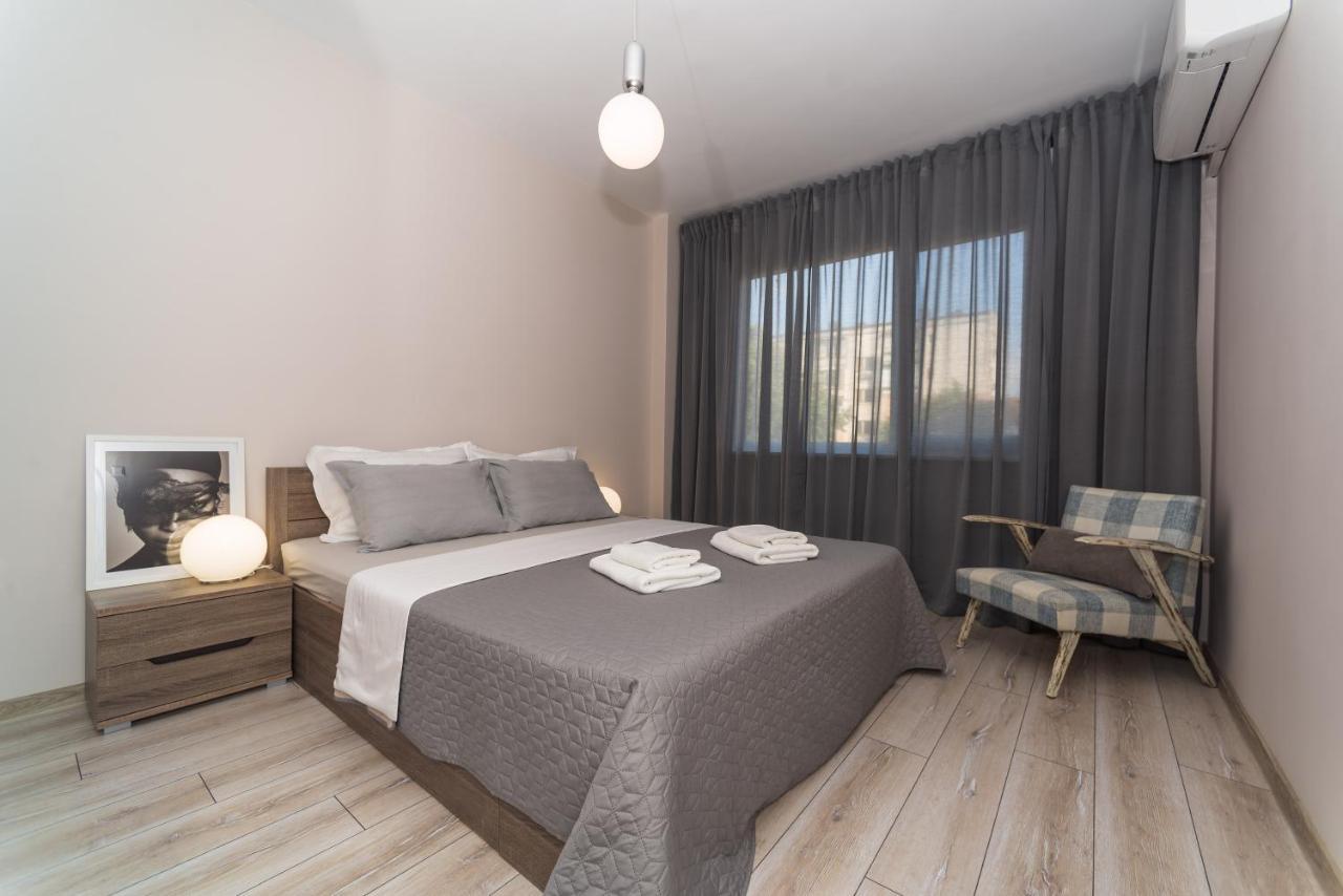 Fashionable 1Bd Flat In The Centre Of Plovdiv Appartamento Esterno foto